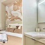 Apartment Superb 2 Bedrooms Centrer Of By Prestige *