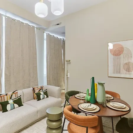 شقة Superb 2 Bedrooms Centrer Of By Prestige باريس