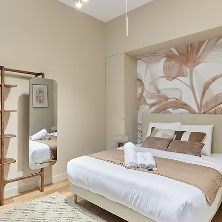 Superb 2 Bedrooms Centrer Of By Prestige شقة باريس