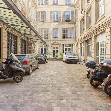 Apartamento Superb 2 Bedrooms Centrer Of By Prestige *